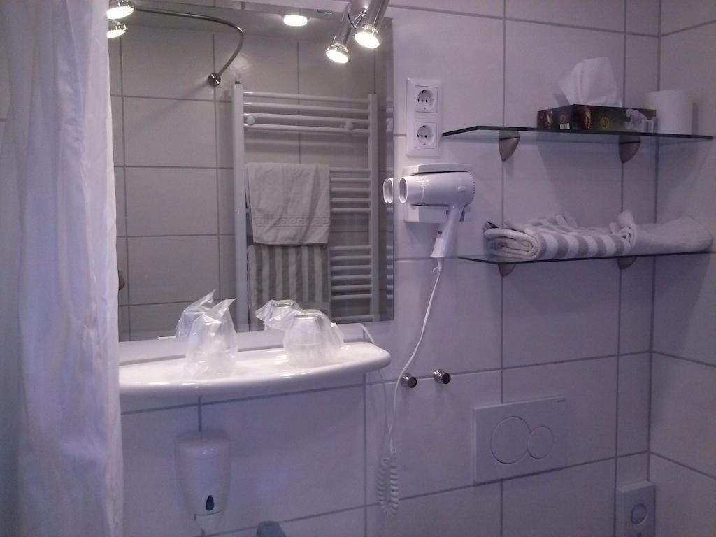 Hotel Garni Am Bowenberg Нидерциссен Номер фото